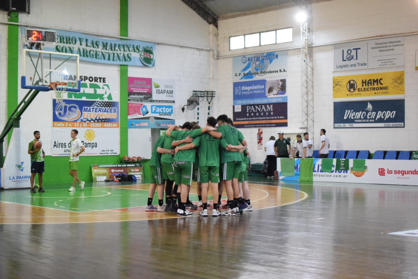 Ferro y All Boys se miden en el clásico pampeano