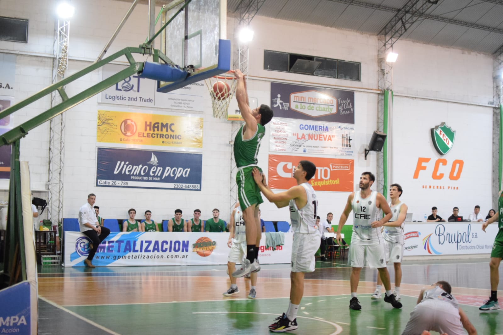 Ferro se hace imbatible en el Colosito 
