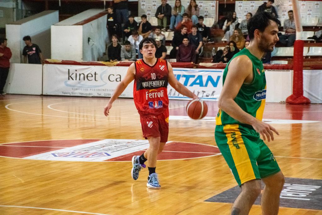 Enzo Nieva lideró a Independiente hacia la victoria sobre Perfora y aseguró su paso a los playoffs interconferencias