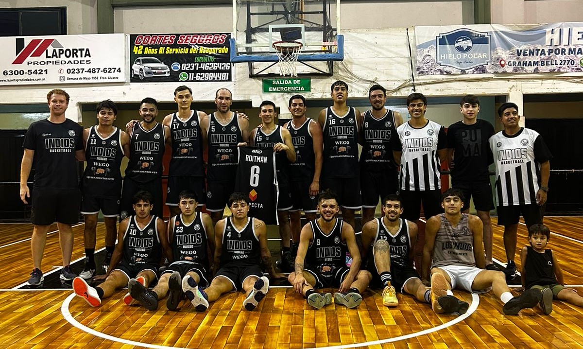 Los Indios cerró su preparación en un acto benéfico