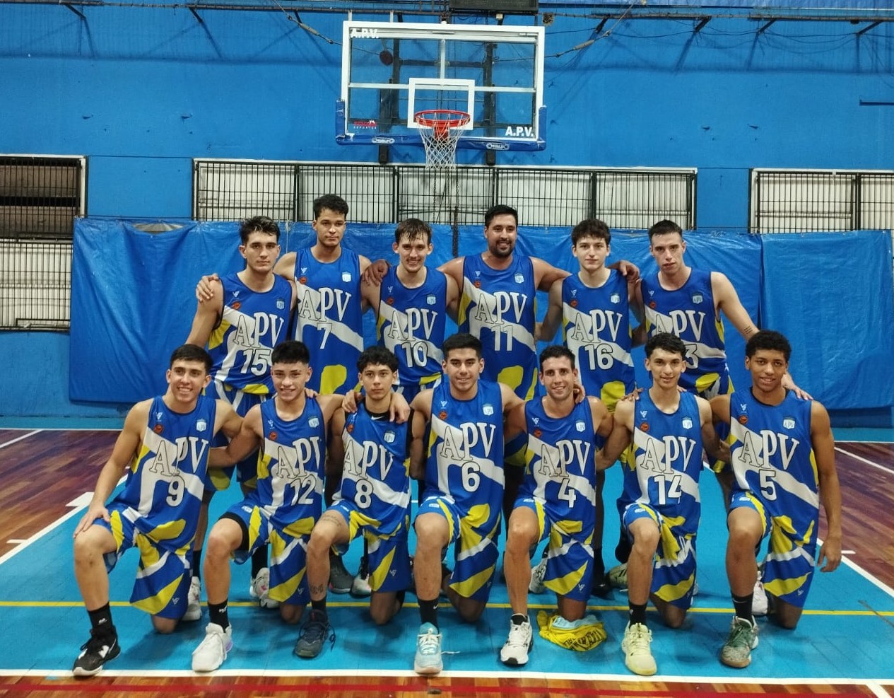 Victoria de la APV en el primer juego frente a Estudiantes