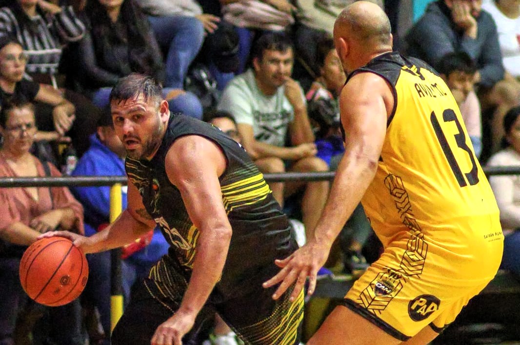 9 de Julio festejó con su gente en su arranque ante Montmartre