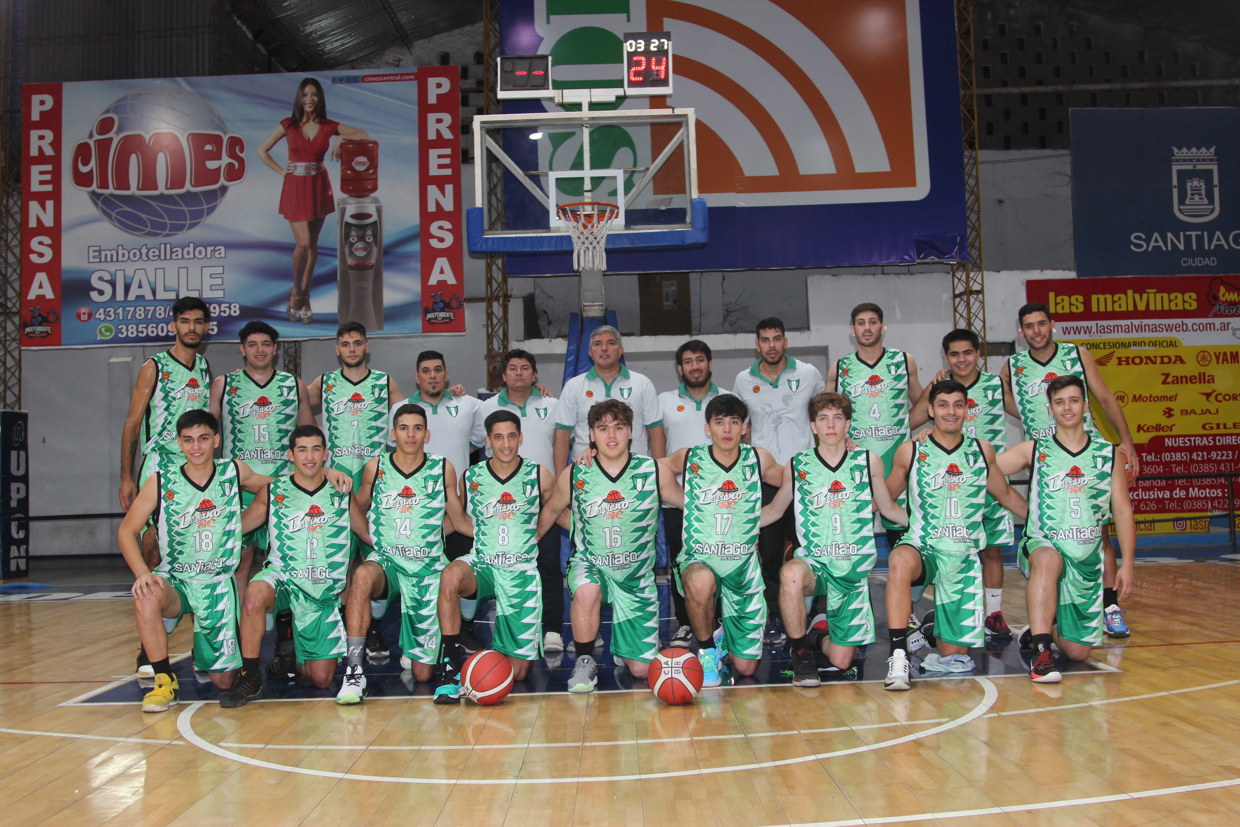 Ganó el verde en su debut como local