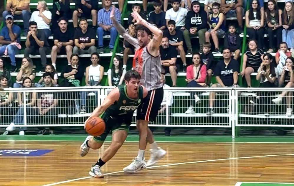 Ferro se impuso ante Central en un partidazo en San Salvador