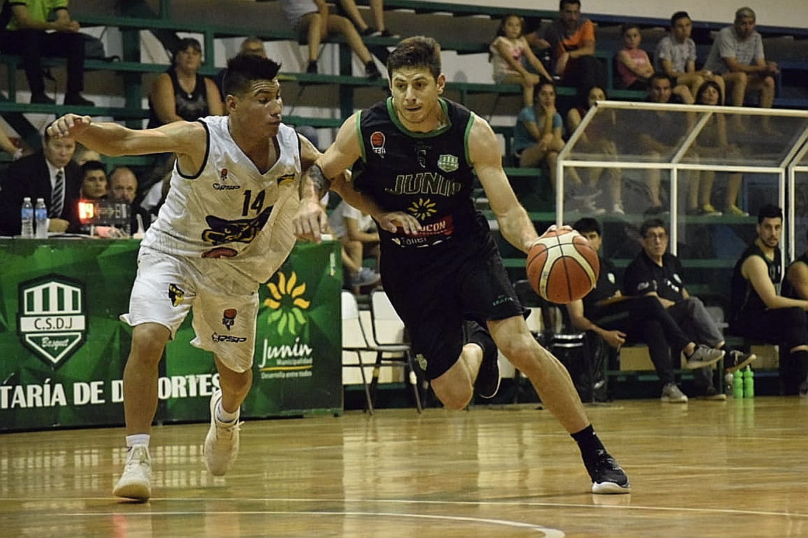 Triunfo de Municipalidad de Junín en casa