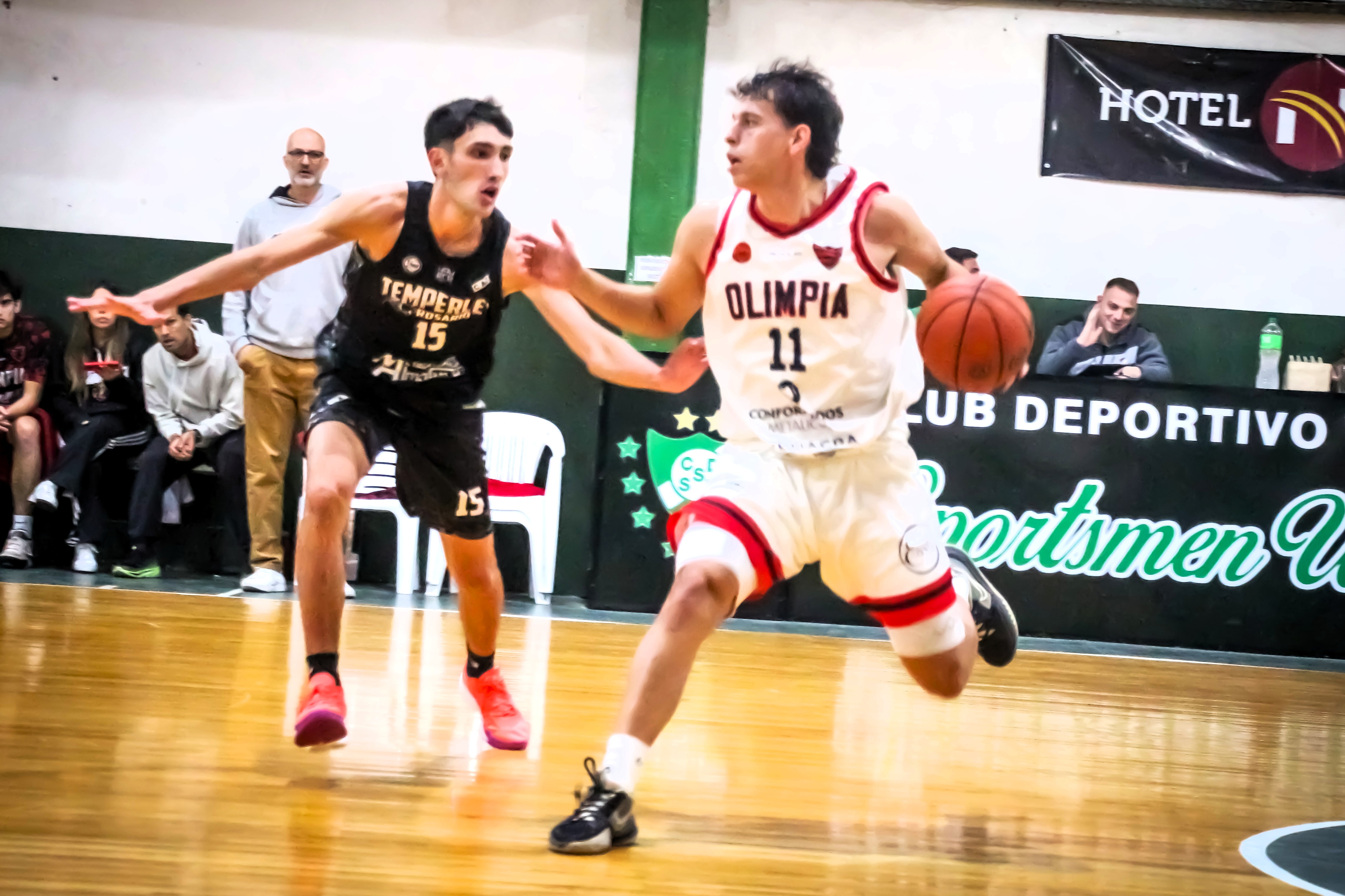 Olimpia BBC venció a Temperley a domicilio y con contundencia