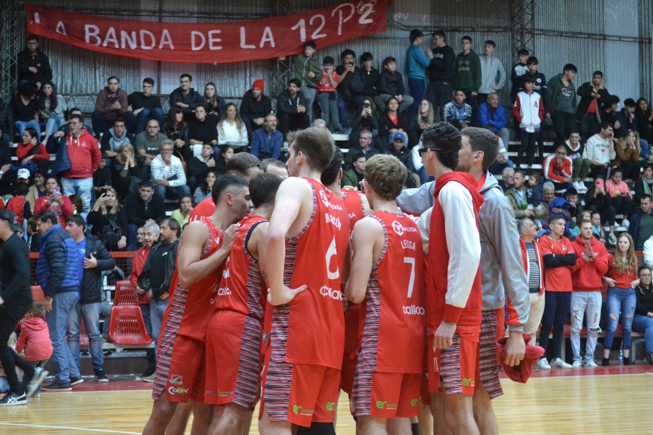 El Rojo de Colón se impuso ante San Martín y forzó un tercer partido