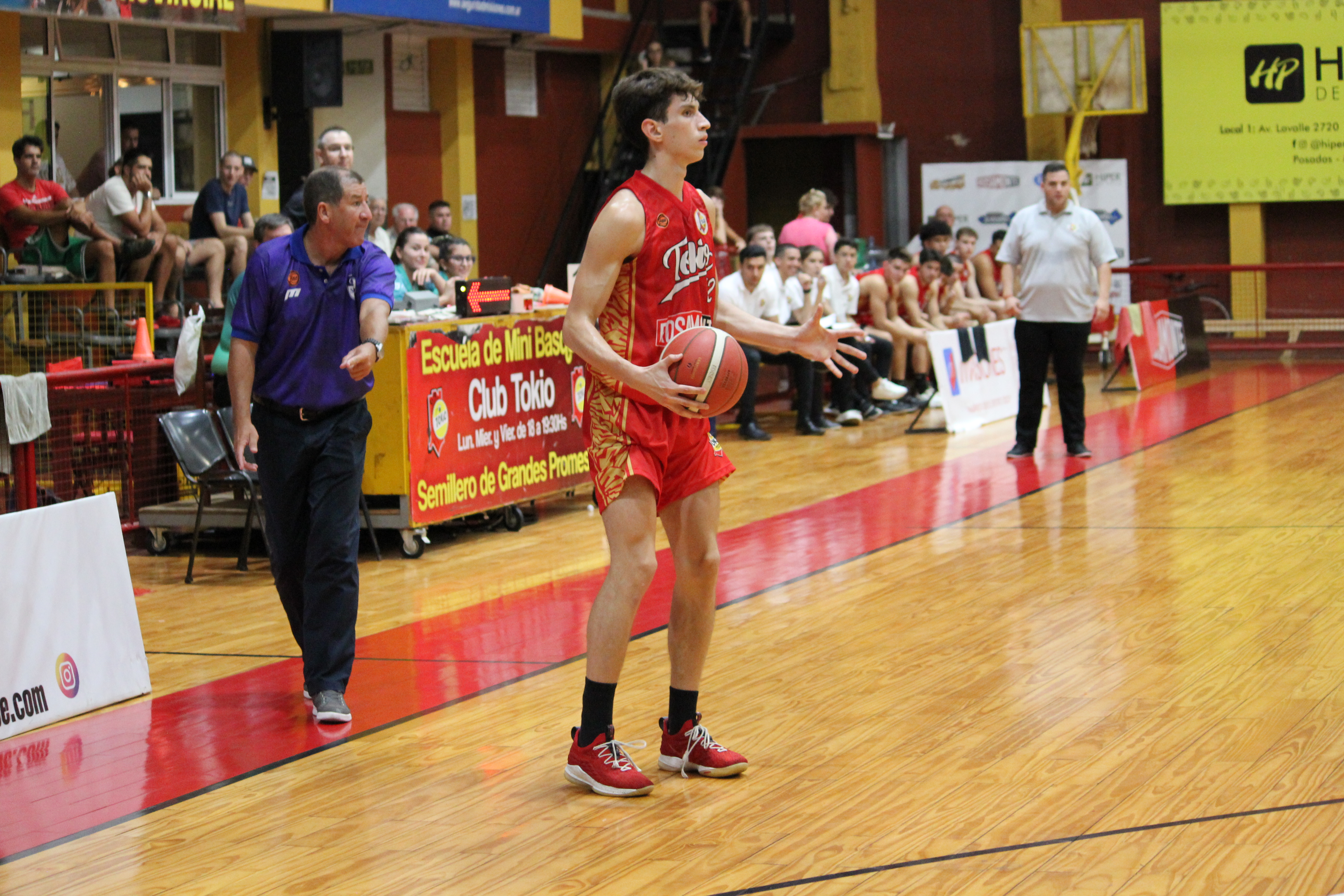 Tokio estiró su invicto en Posadas ante San Martín 