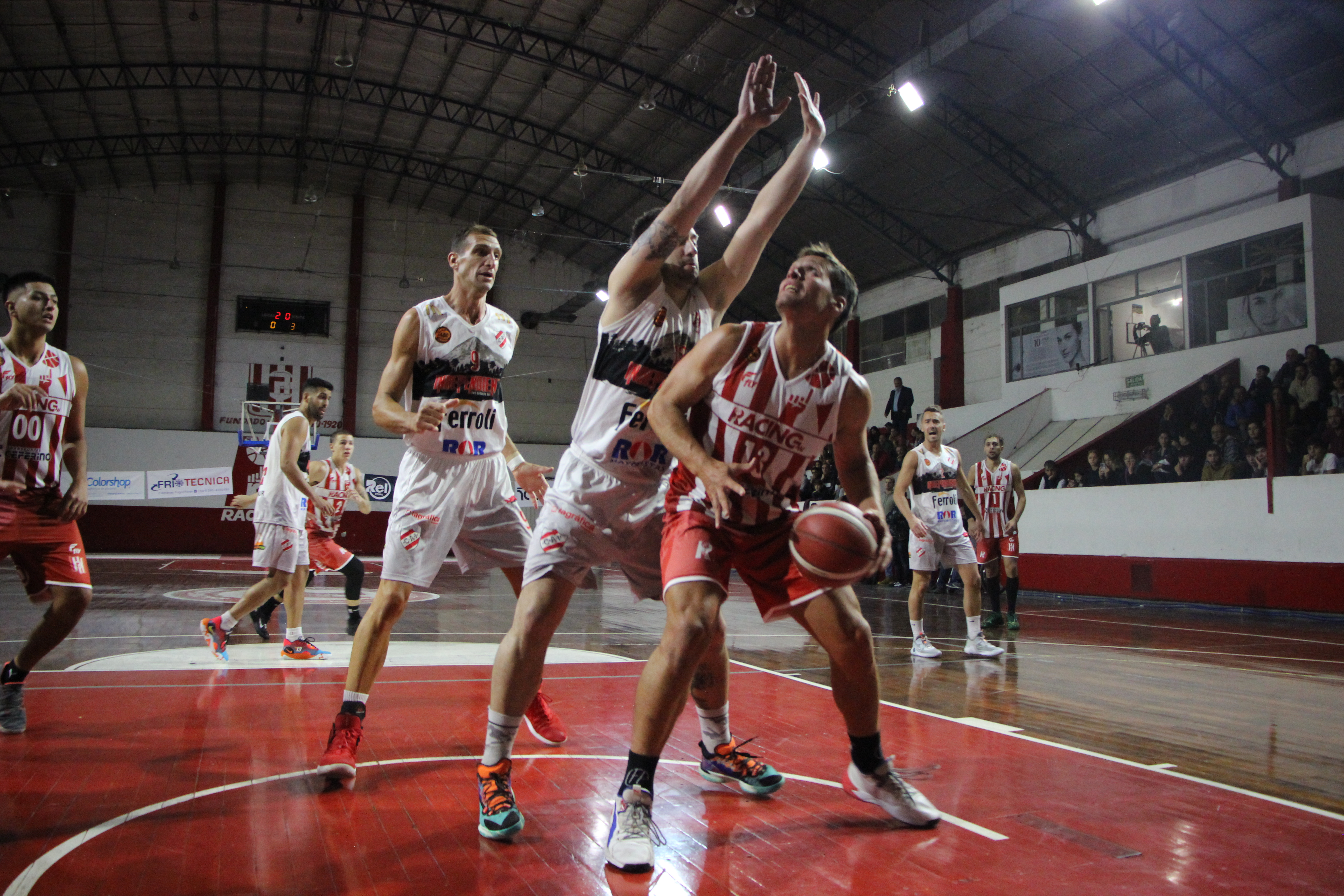 Independiente de Neuquén le ganó a Racing de Trelew