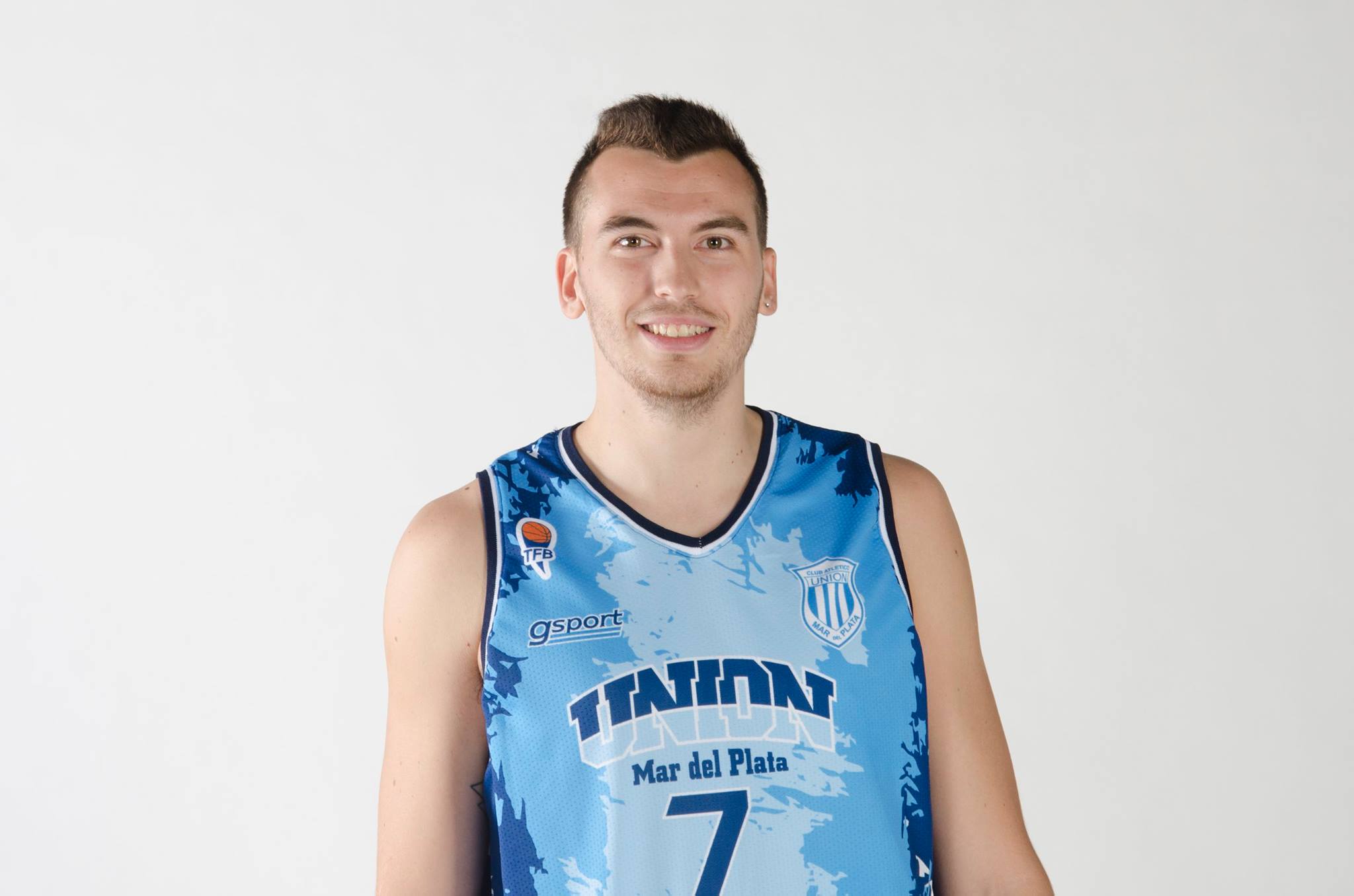 Castellani se suma al líder, Unión de Mar del Plata