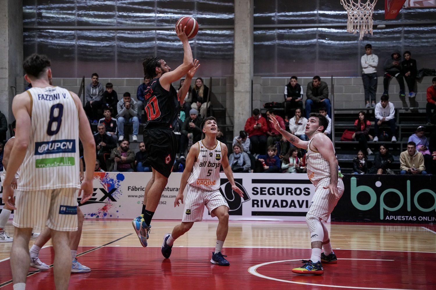 Estudiantes se mide ante All Boys por el juego 1