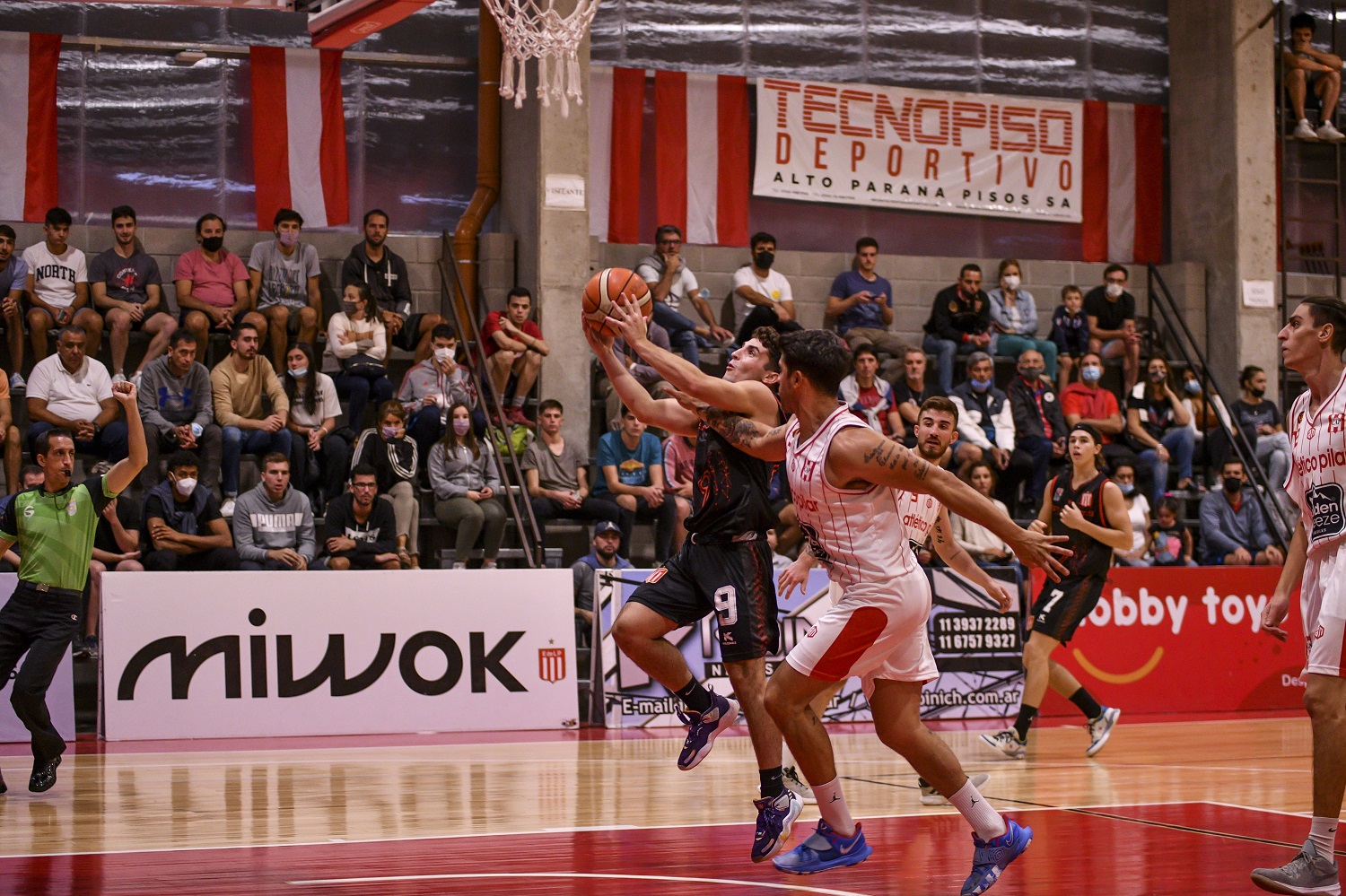 Estudiantes-Pilar, el partido II se juega en La Plata