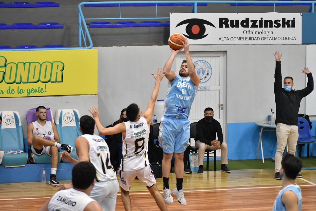 Triunfo Celeste ante Colón de Corrientes