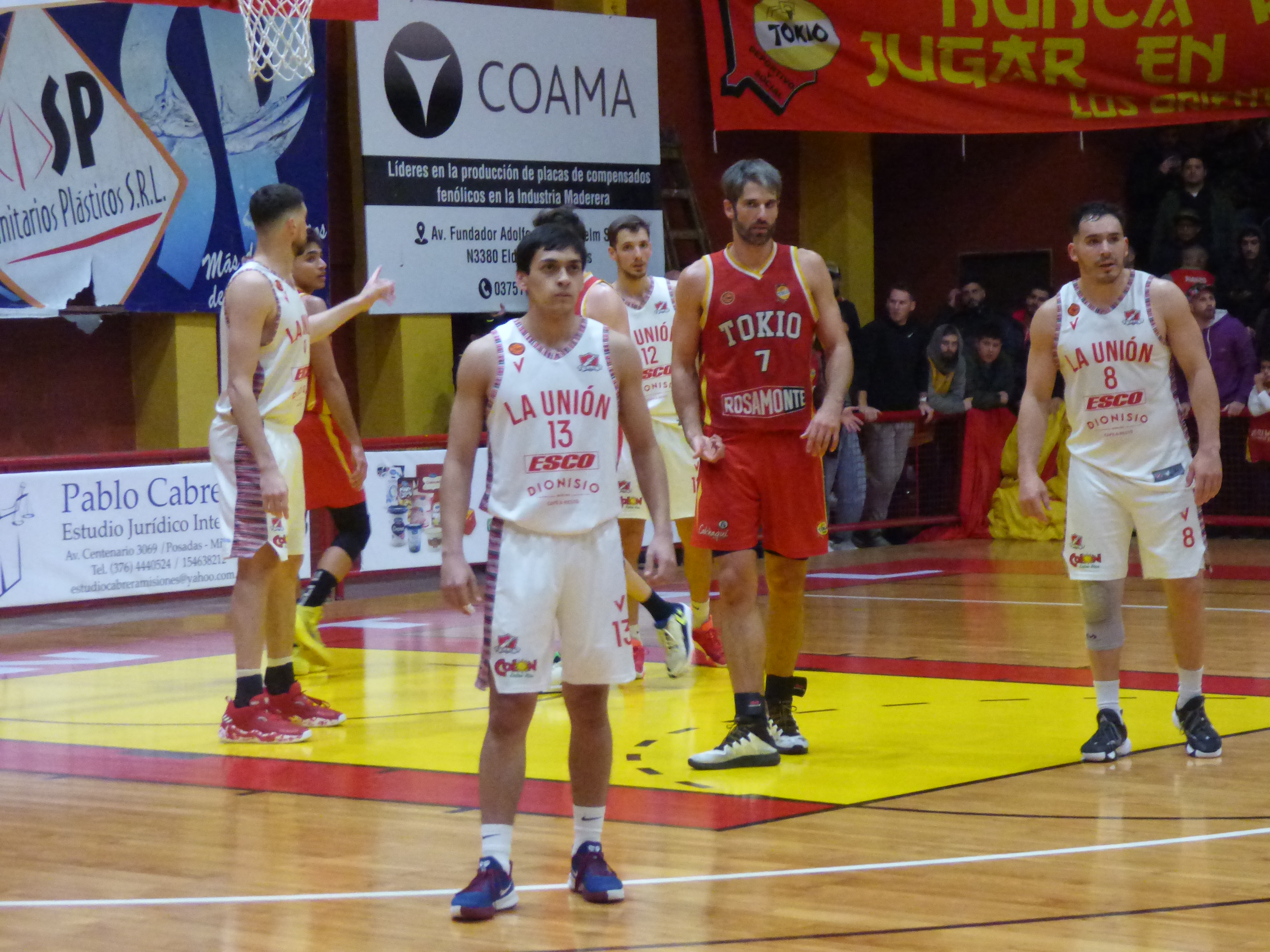 En un partidazo, La Unión derrotó a Tokio y está en la final de la Norte