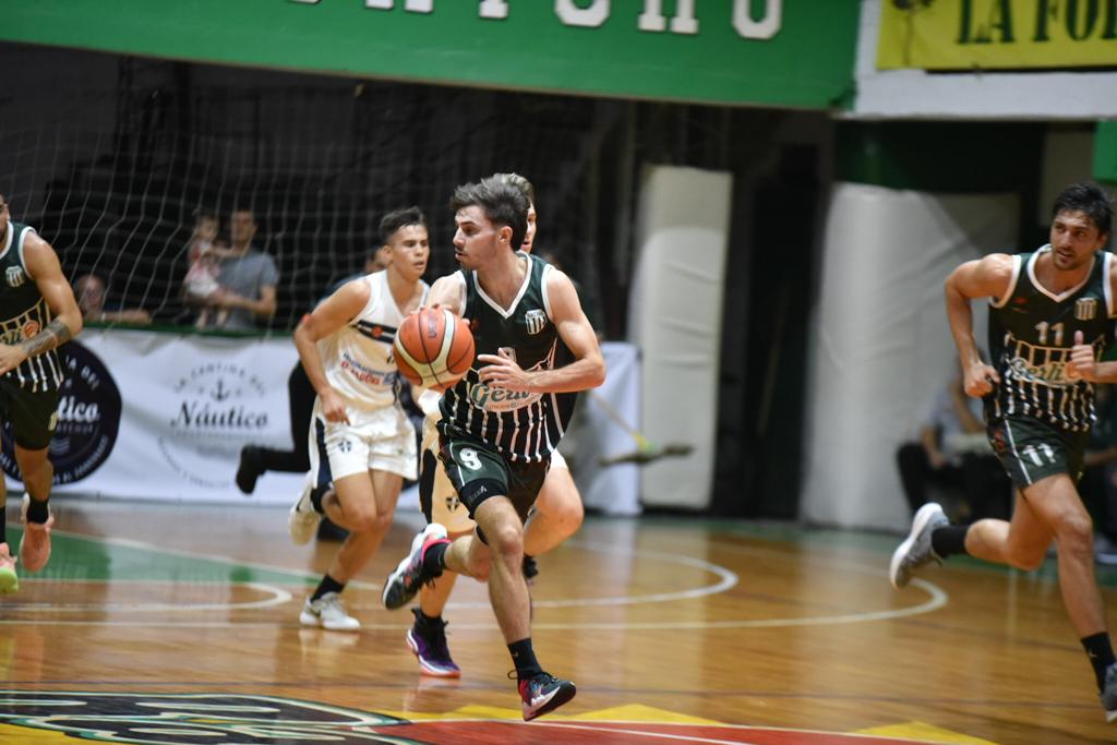Racing se cruza con Sportivo Peñarol en el A. Giusto