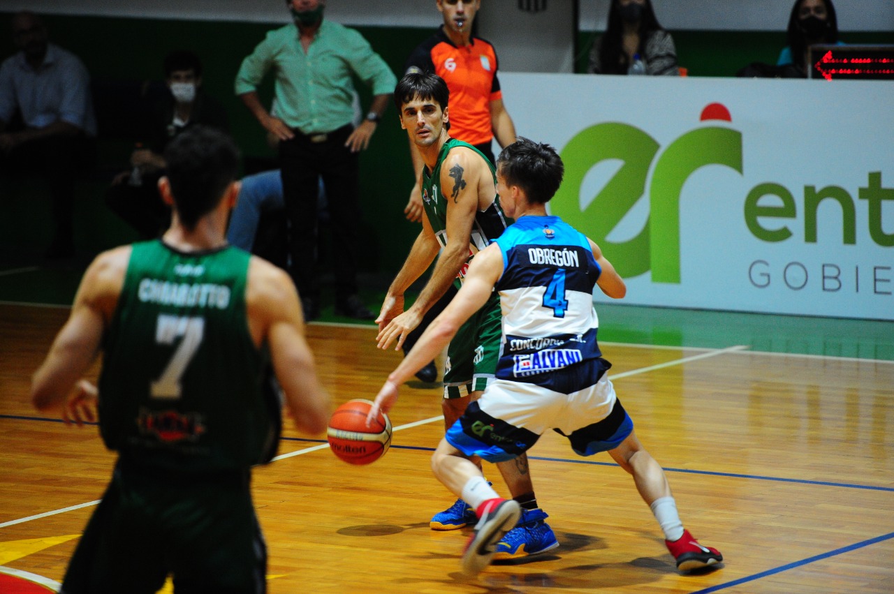 Racing bombardeó a Ferro y llega afilado al clásico