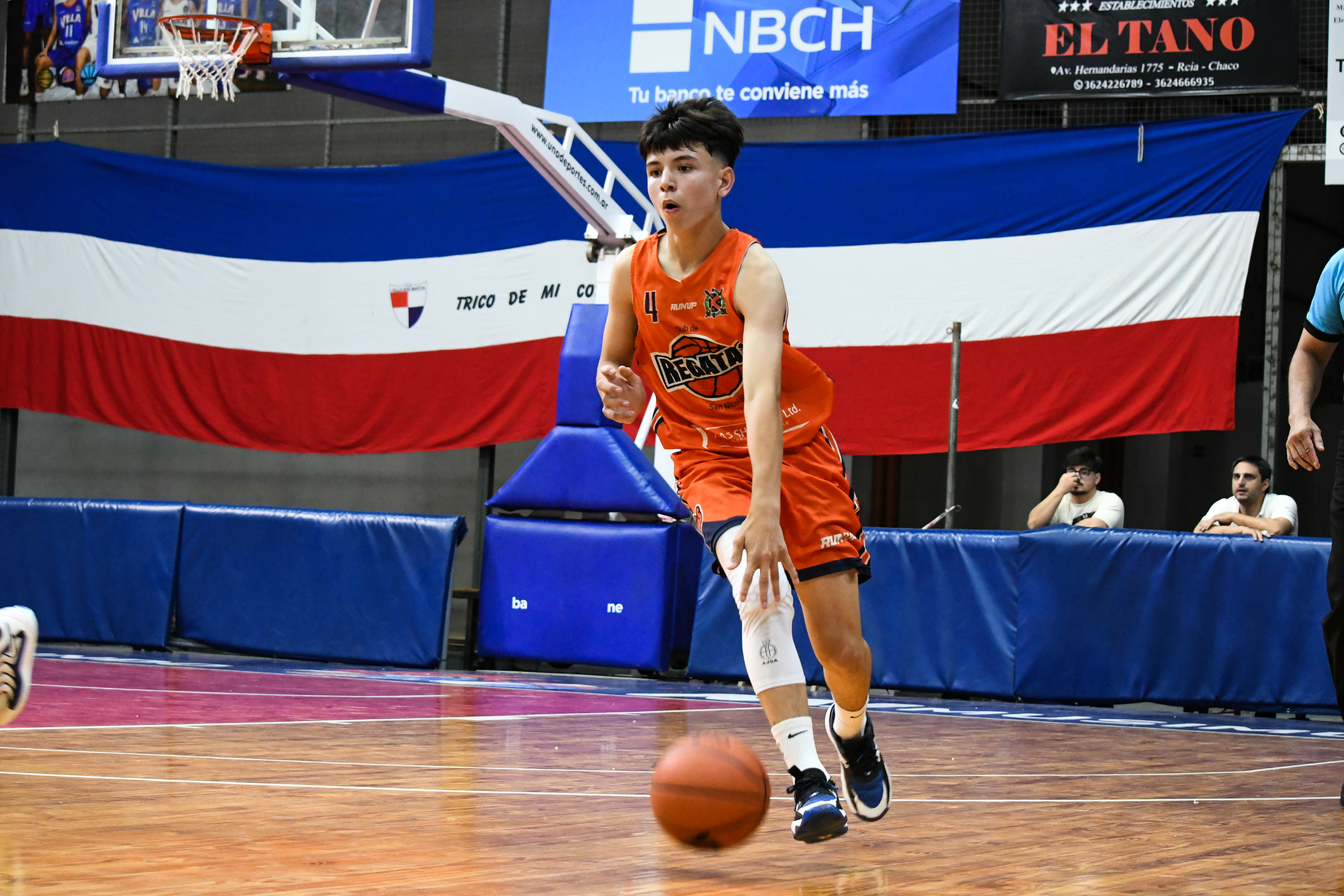 Regatas de San Nicolás y Sportivo Bolivar son los finalistas de La Liga Federal U13 masculina