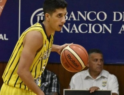 Echagüe no tuvo piedad ante Hernández