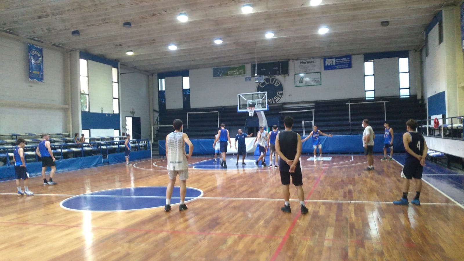 En duelo de nicoleños Somisa recibe a Regatas