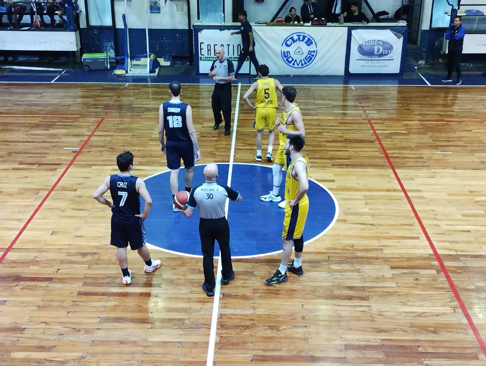Centenario le ganó a Somisa