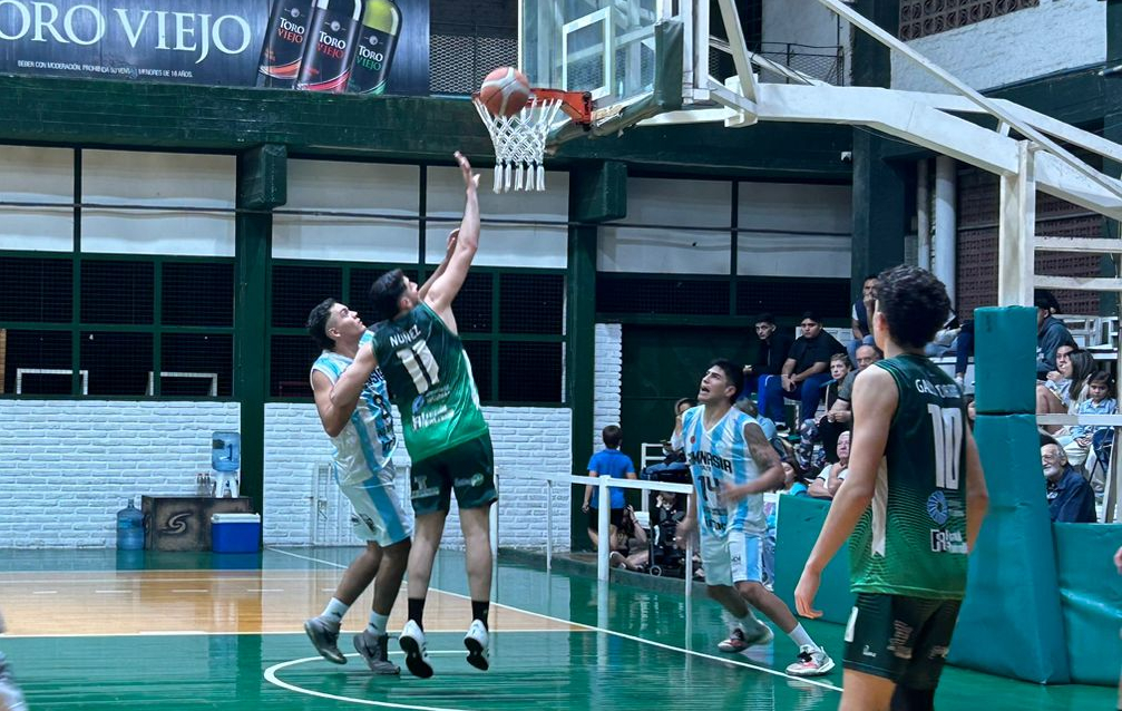 Asociación Mitre ganó y está a un paso de los playoffs