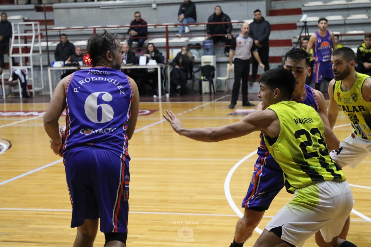 El Talar le ganó a Regatas en el primer juego por el ascenso 