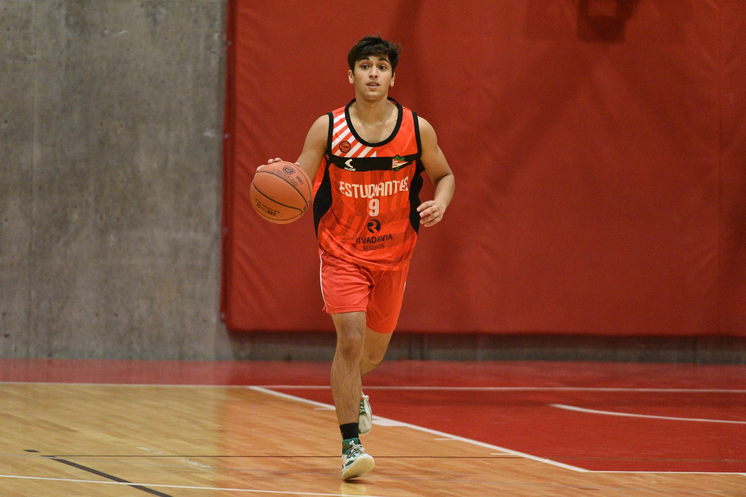 Debut auspicioso para Estudiantes de La Plata en La Liga Federal