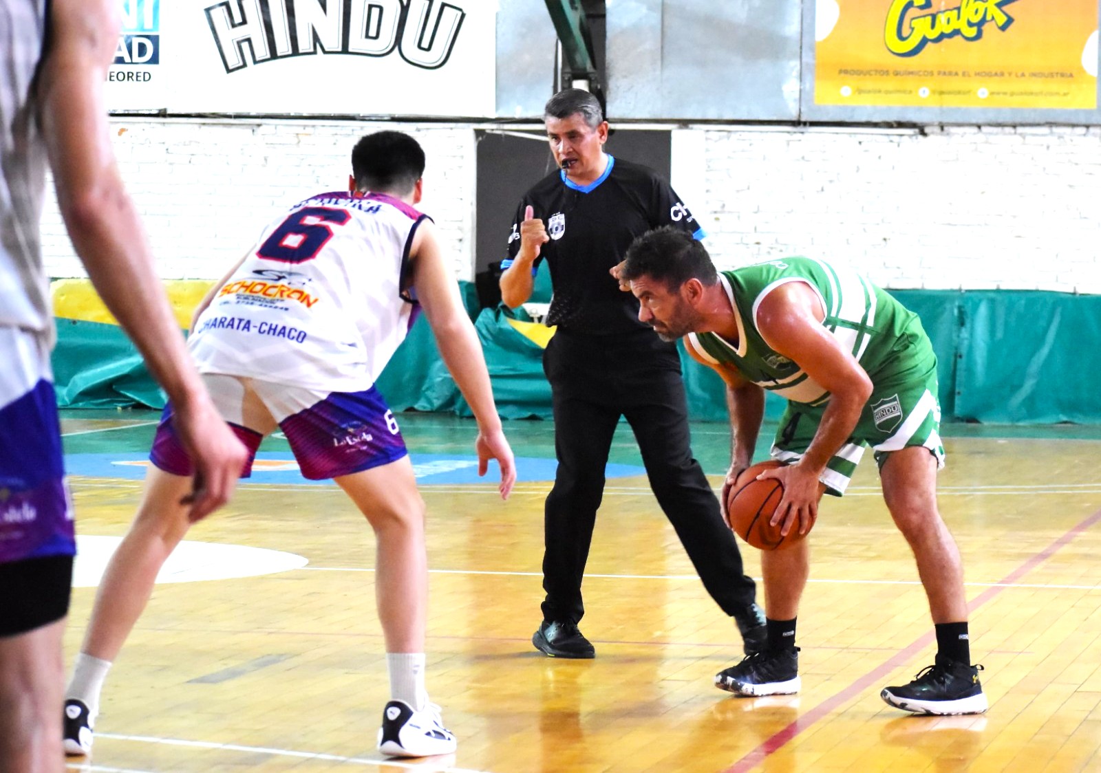 Hindú volvió al triunfo en casa y cortó el invicto de Hércules