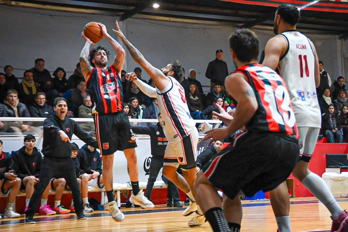 Central le ganó un partidazo a Derqui y quedó a un paso de Semifinales