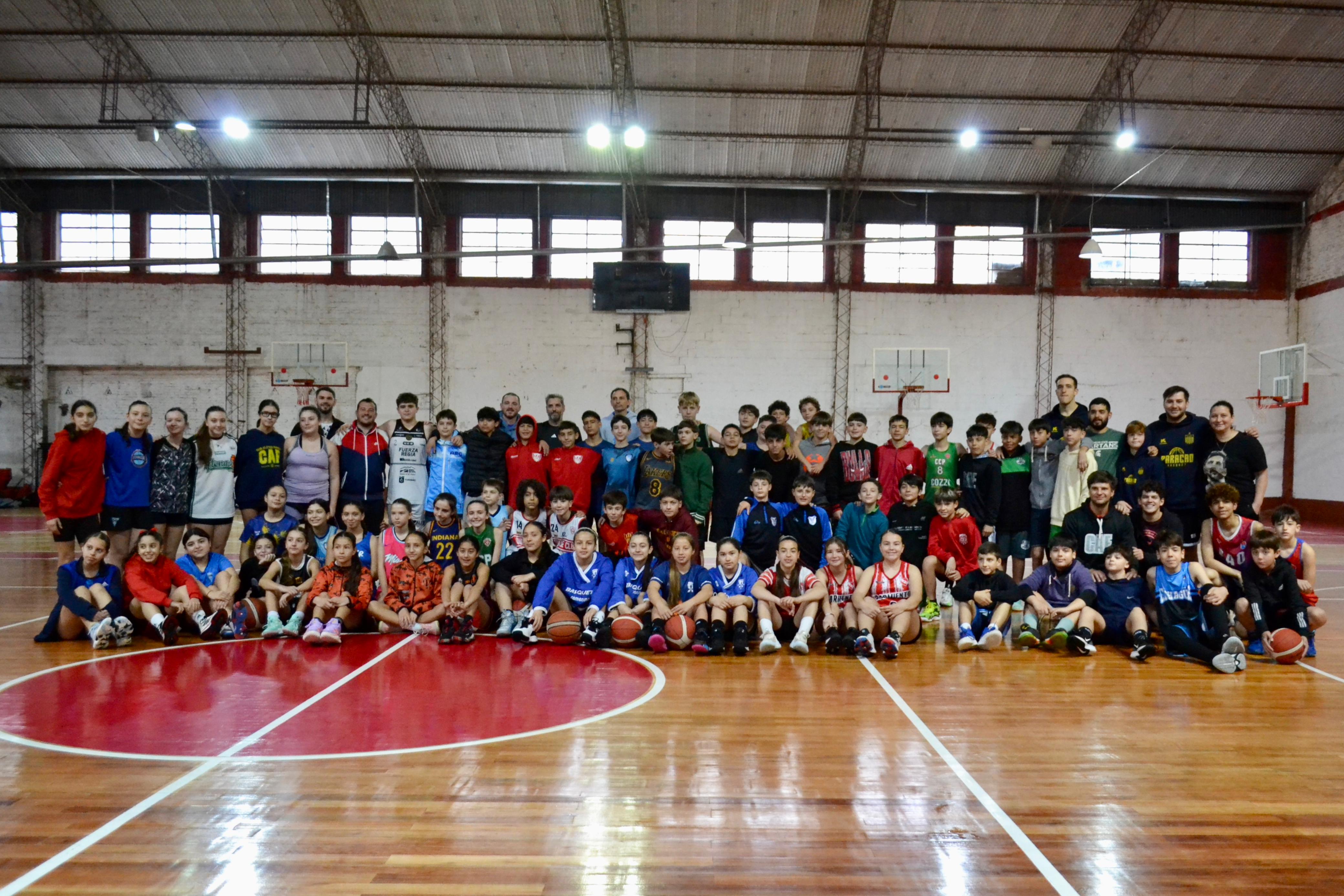 El Programa Nacional de Minibásquet CAB completó su paso por Entre Ríos