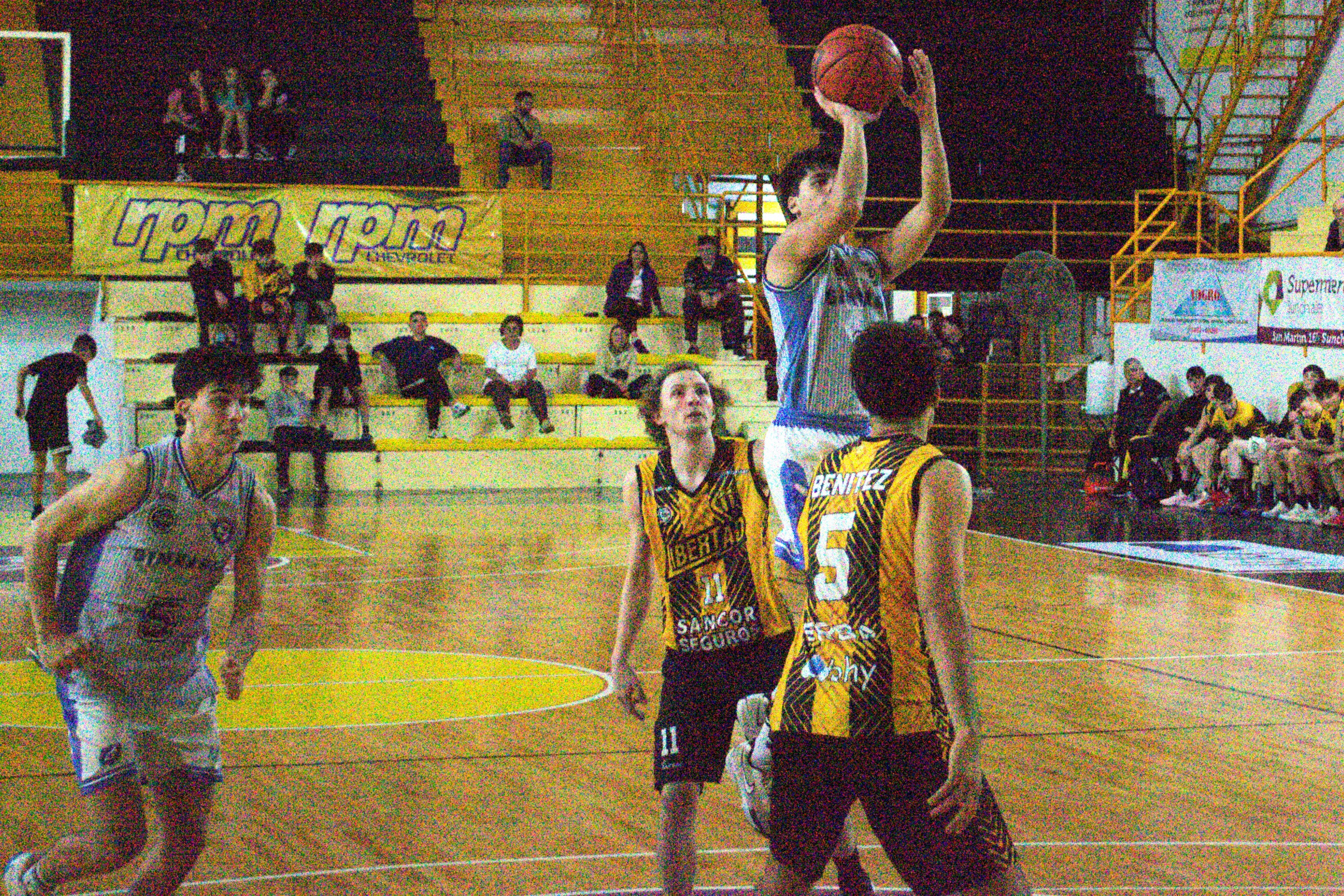Gimnasia aguantó la embestida de Libertad y festejó en Sunchales