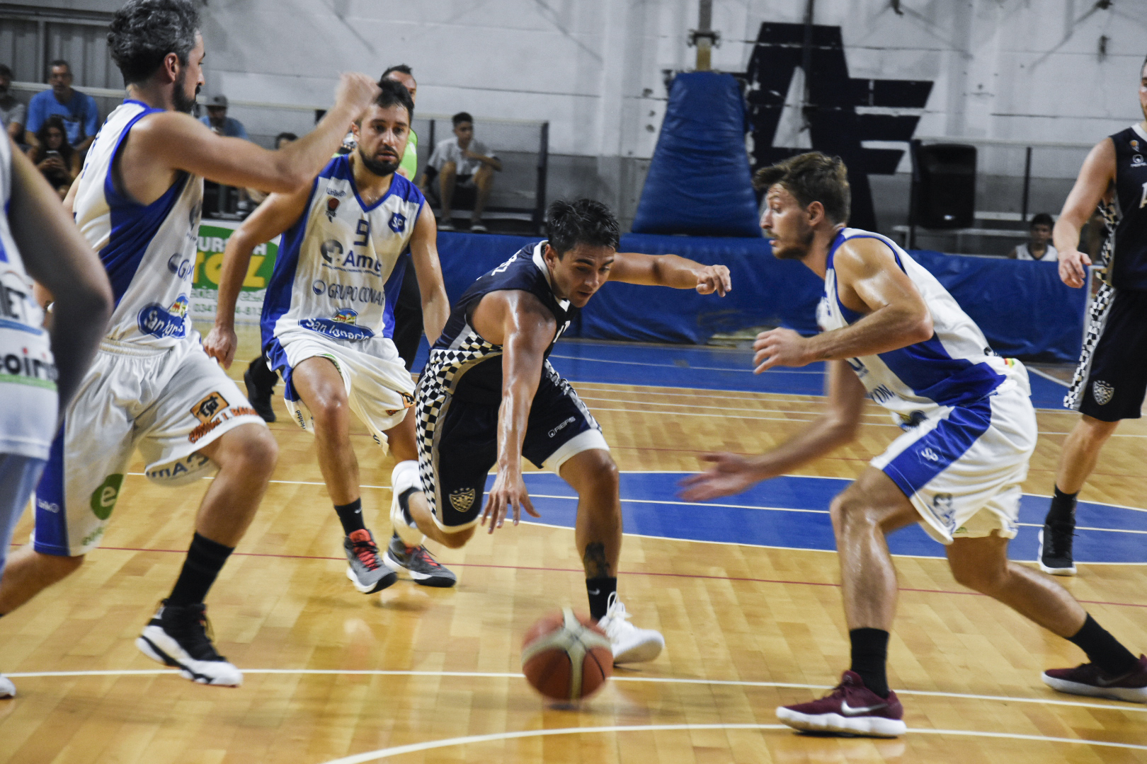 Atalaya volvió a la victoria