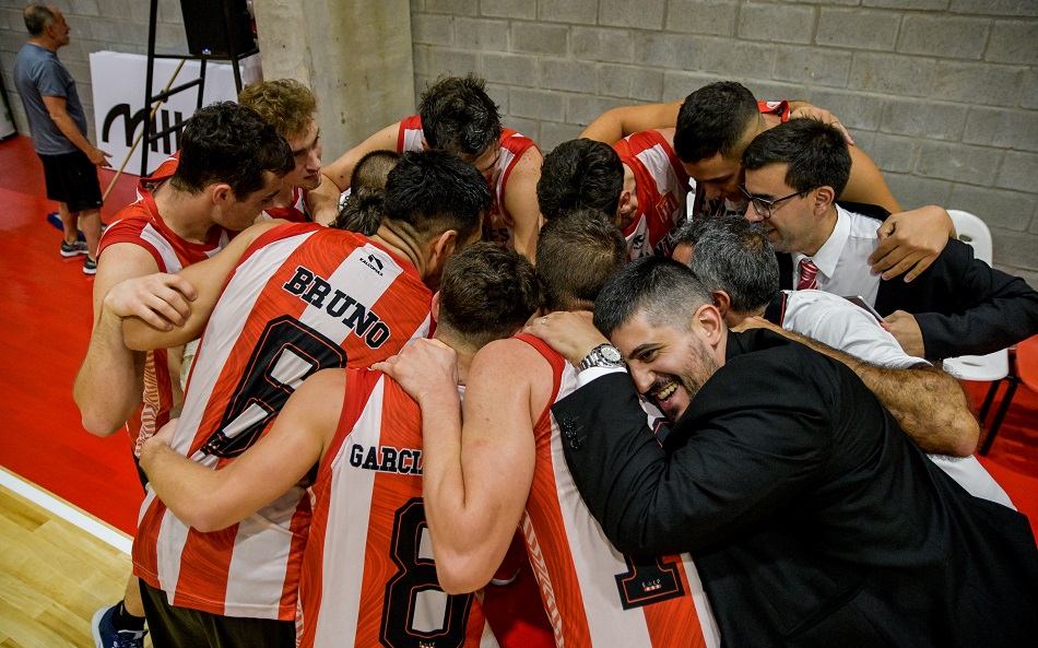 Estudiantes apeló a su mística