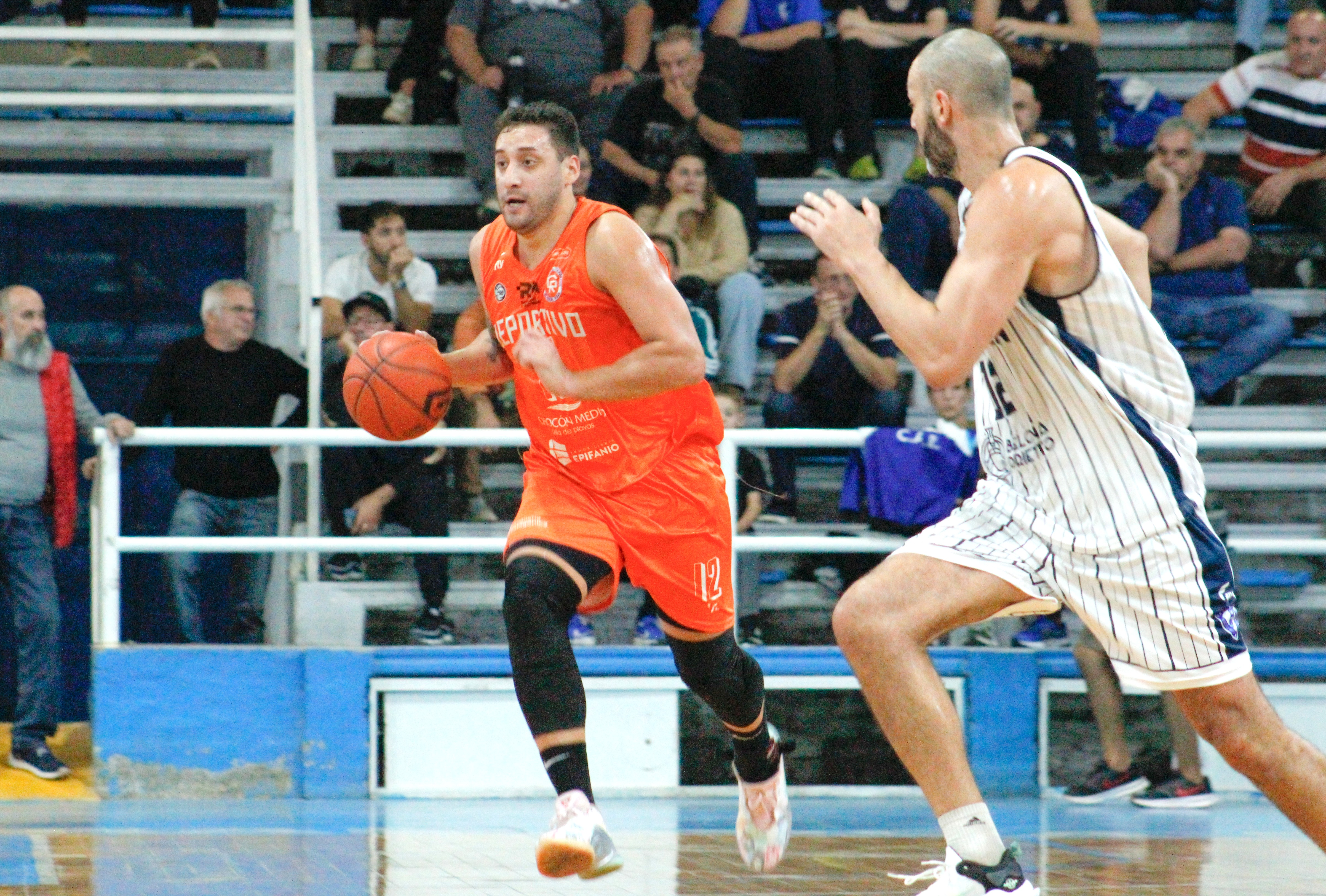 Deportivo Roca cortó la mala racha con autoridad sobre Regina