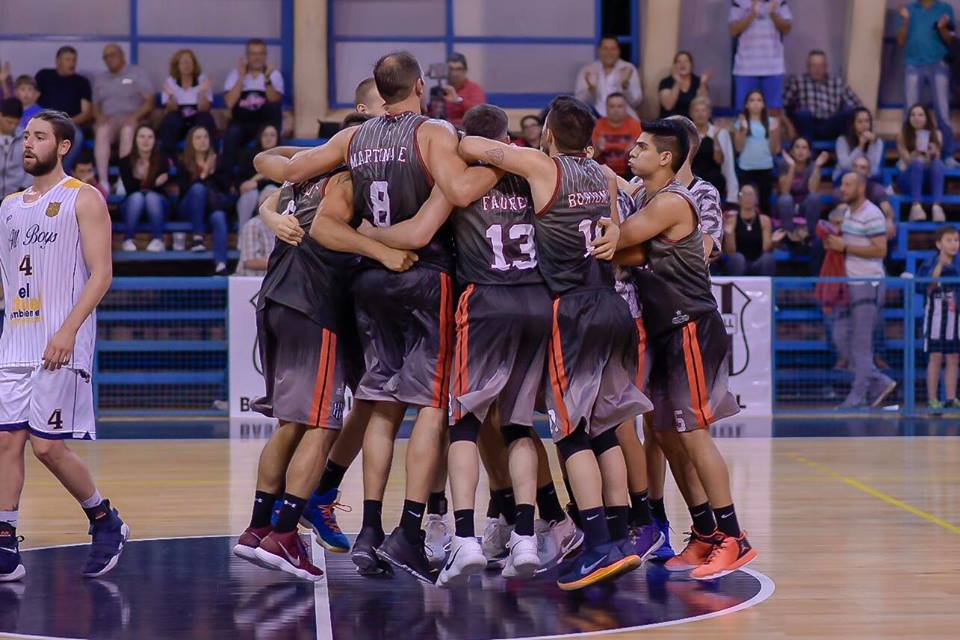 Bell trepó a la punta