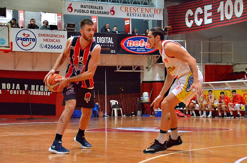 Central cerró perfecto el cuadrangular al quedarse con el triunfo ante Sarmiento