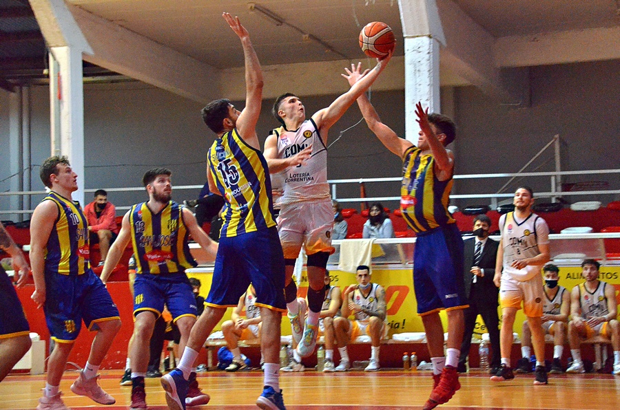 Comu debutó con un triunfo ante San José en Gualeguaychú