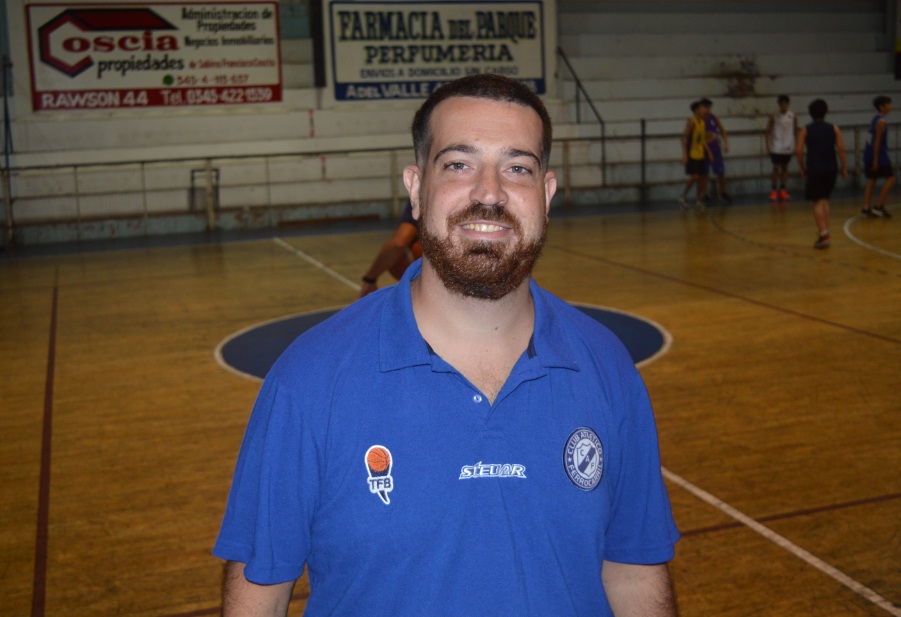 Con nuevo asistente, Ferro visita a Luciano en Urdinarrain