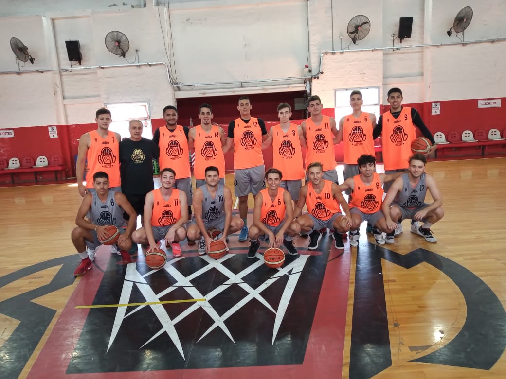 Ramos vuelve al Federal con los pibes del club