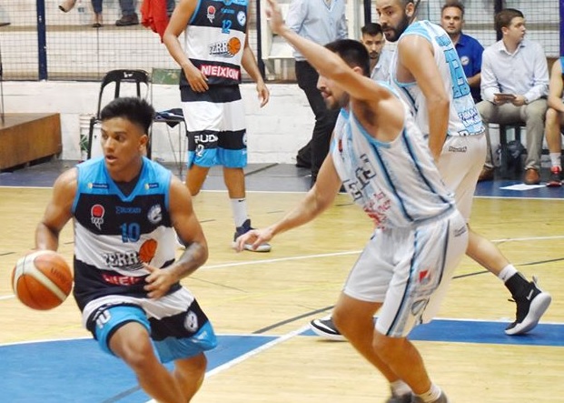 Regatas le quitó a Ferro el invicto de local 