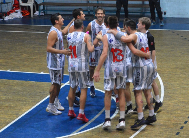 Ferro volvió a perder por un doble frente a Central