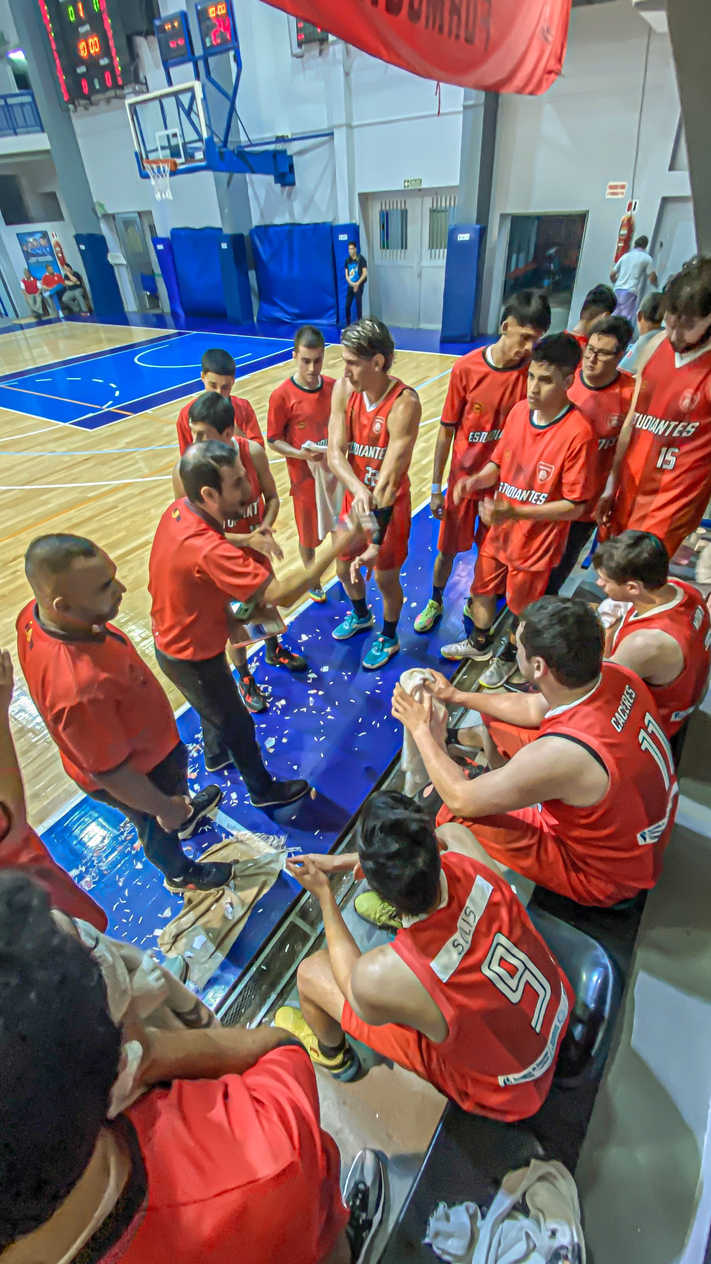 Estudiantes recibe a Central Entrerriano