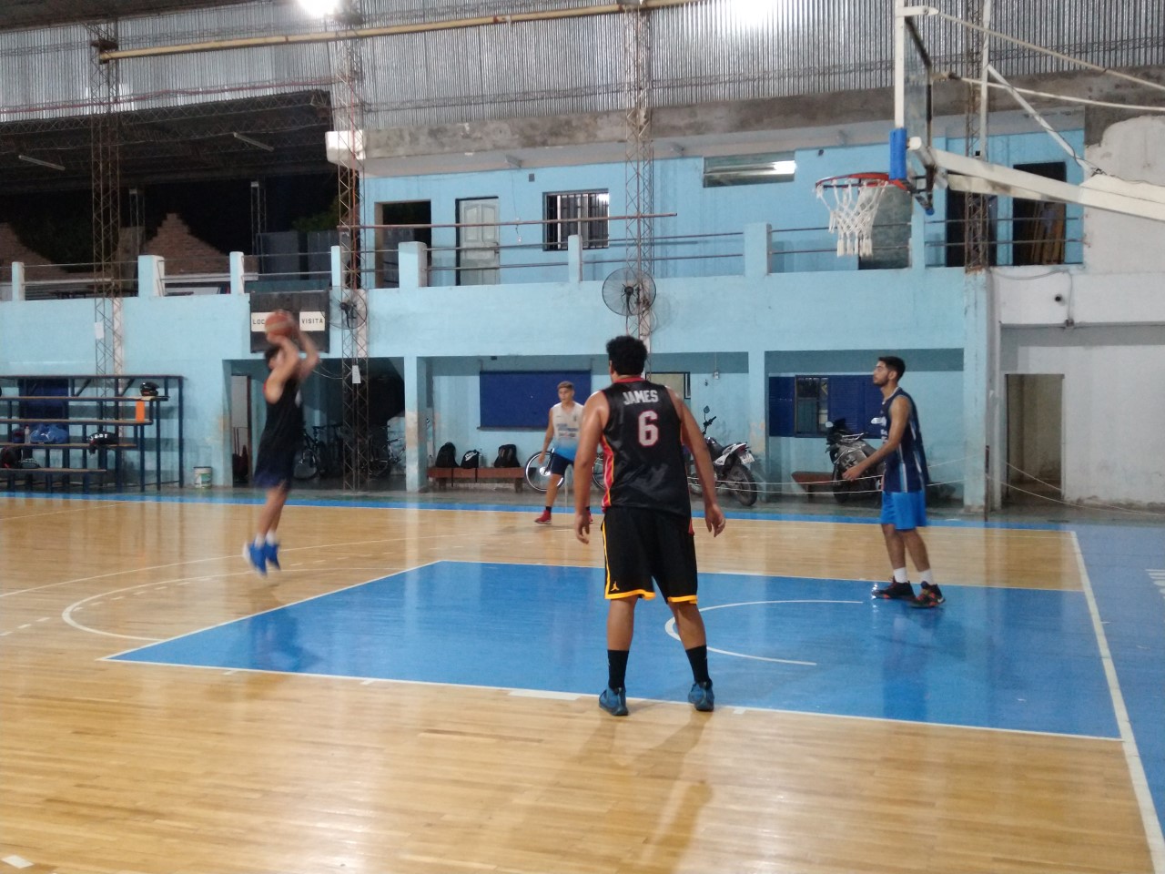 Nicolás Avellaneda piensa en el debut