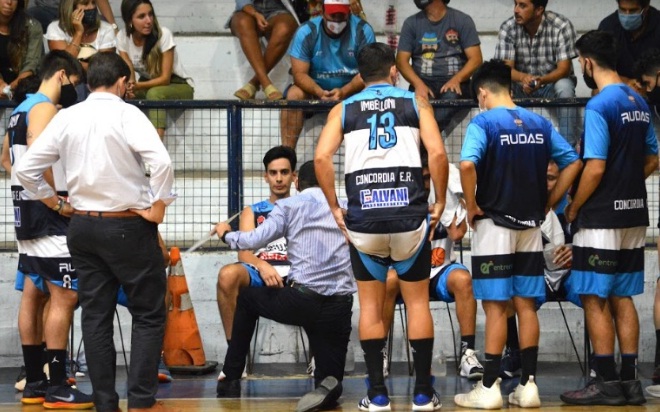Ferro de Concordia visita al puntero e invicto en Gualeguaychú