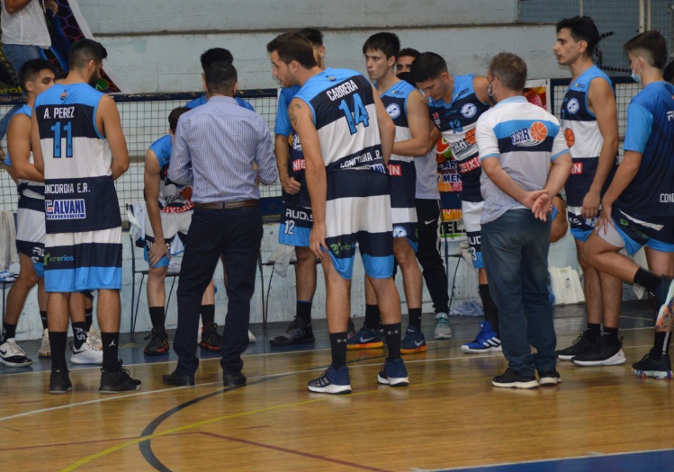 Ferro recibe al puntero Central en el Obregón 