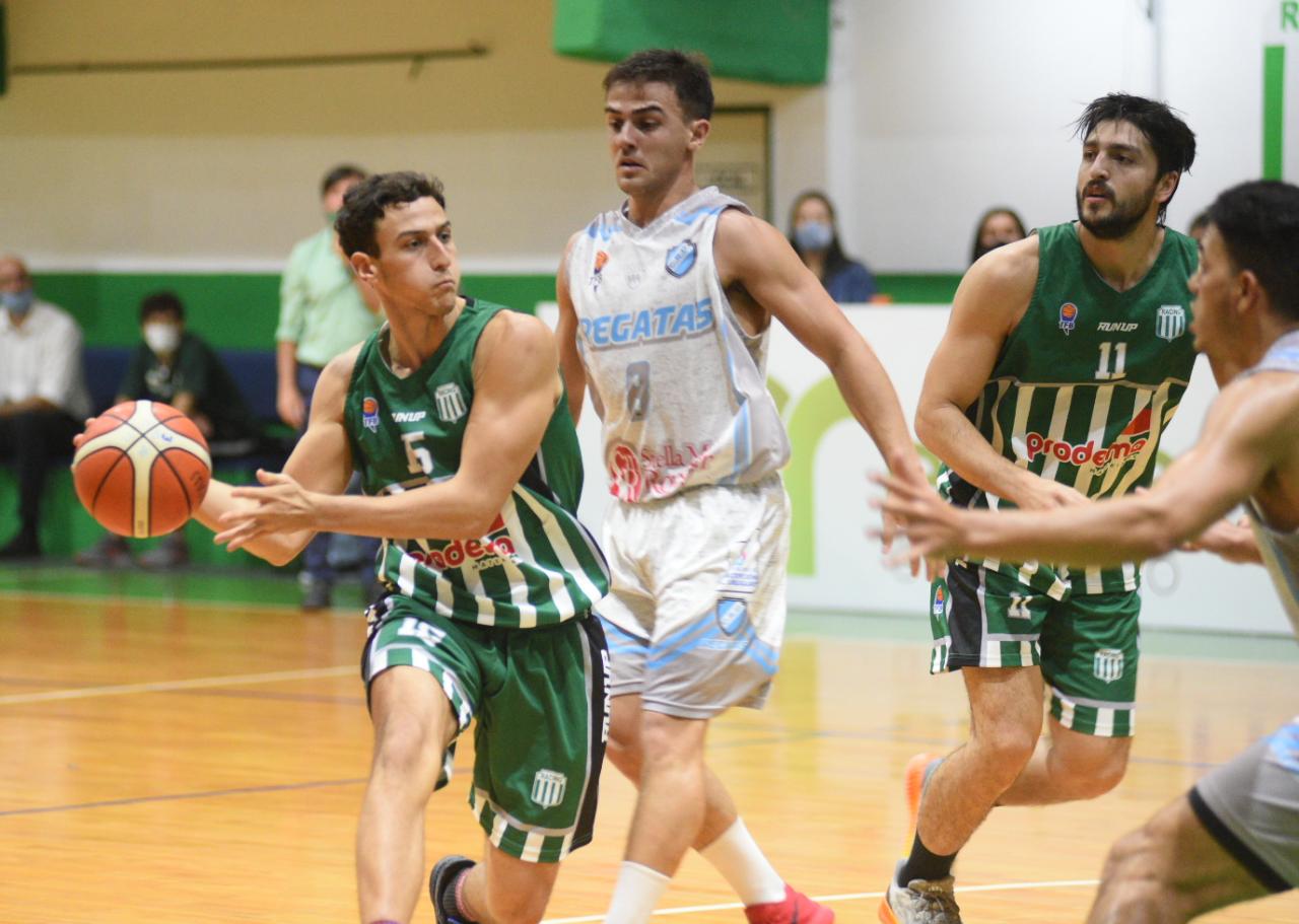 Racing no pudo levantar cabeza y Regatas se llevó el triunfo