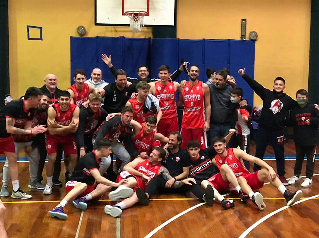 Suardi lo ganó en la última y también se metió entre los 8 mejores