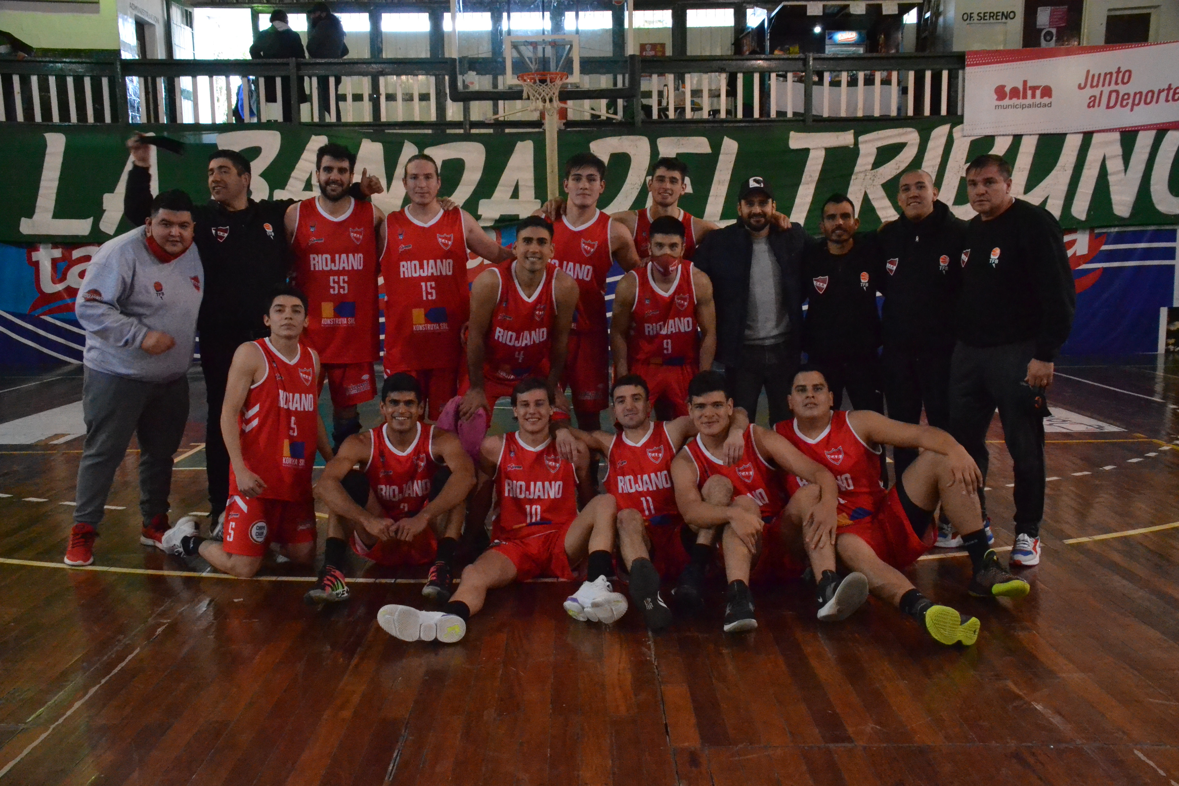 Riojano venció a El Tribuno y también se metió en Cuartos