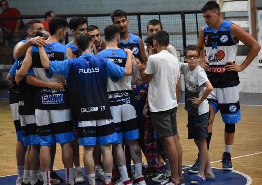 Ferro se mide con BH en el último partido del año