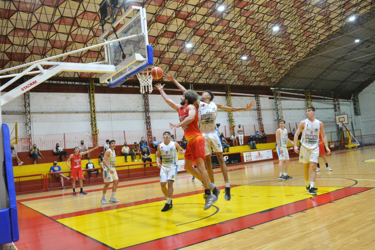 Tokio sigue ganando en Posadas